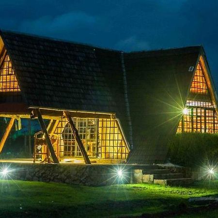 Samawati Lakeside Cottages Nyahururu Exterior foto